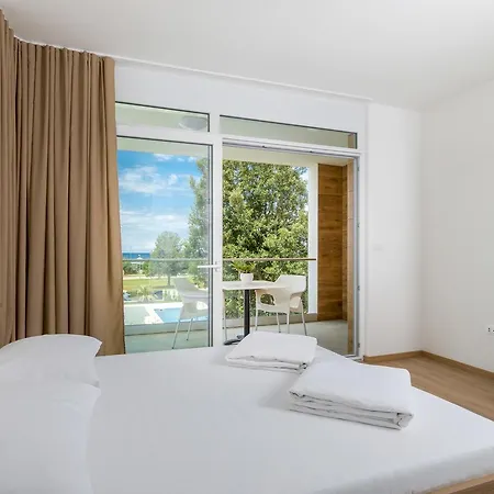 Dinastija Holiday home