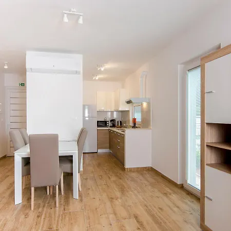 Dinastija Holiday home